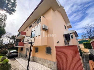 Moradia T8 para Venda em Oeiras e São Julião da Barra, Paço de Arcos e Caxias