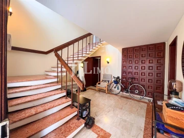 Moradia T8 para Venda em Oeiras e São Julião da Barra, Paço de Arcos e Caxias