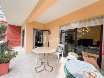 Moradia T8 para Venda em Oeiras e São Julião da Barra, Paço de Arcos e Caxias