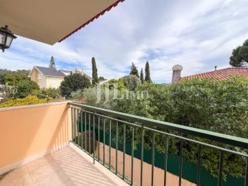 Moradia T8 para Venda em Oeiras e São Julião da Barra, Paço de Arcos e Caxias