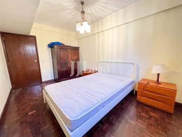 Moradia T8 para Venda em Oeiras e São Julião da Barra, Paço de Arcos e Caxias