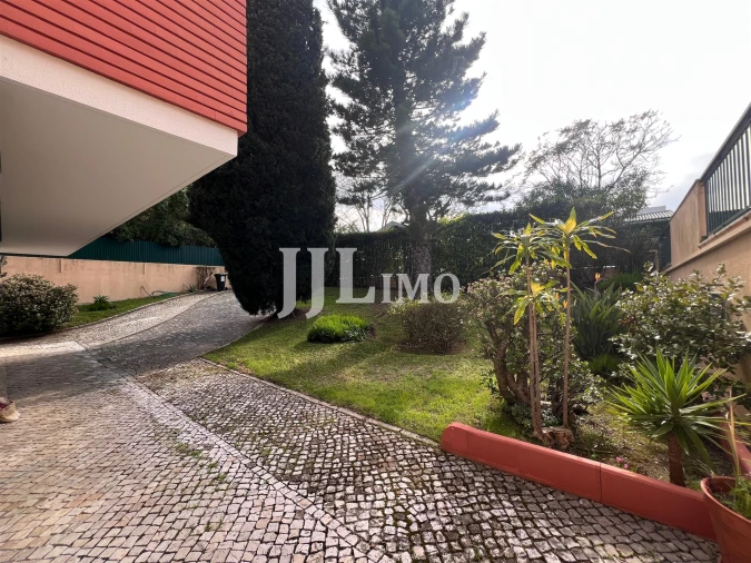 Moradia T8 para Venda em Oeiras e São Julião da Barra, Paço de Arcos e Caxias Foto 75