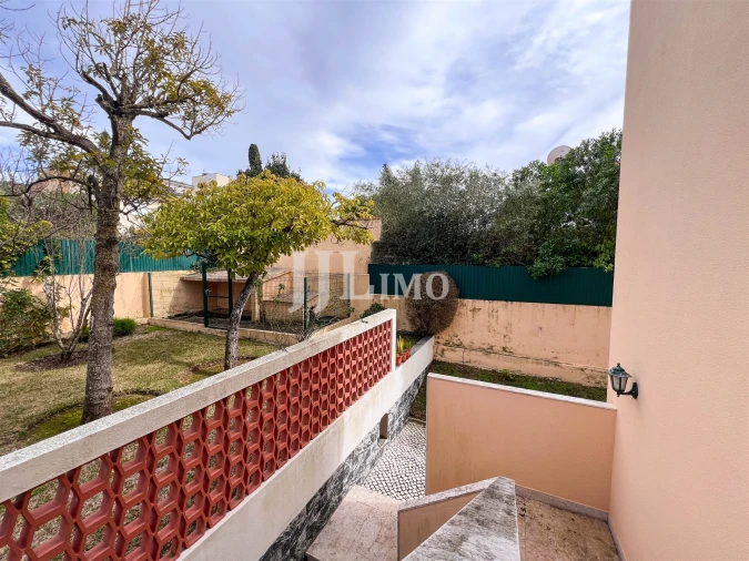 Moradia T8 para Venda em Oeiras e São Julião da Barra, Paço de Arcos e Caxias Foto 25