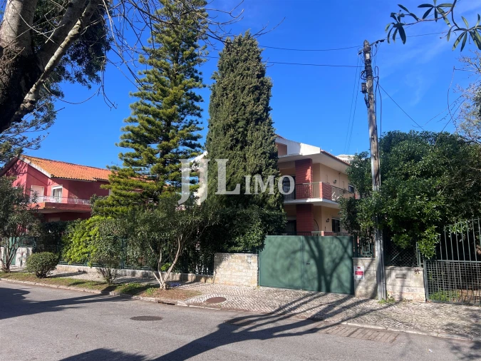 Moradia T8 para Venda em Oeiras e São Julião da Barra, Paço de Arcos e Caxias Foto 85