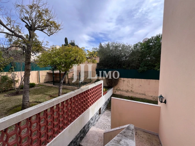 Moradia T8 para Venda em Oeiras e São Julião da Barra, Paço de Arcos e Caxias Foto 42