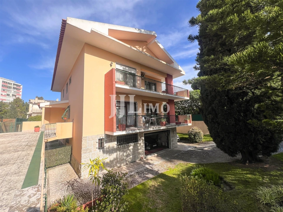 Moradia T8 para Venda em Oeiras e São Julião da Barra, Paço de Arcos e Caxias Foto 81