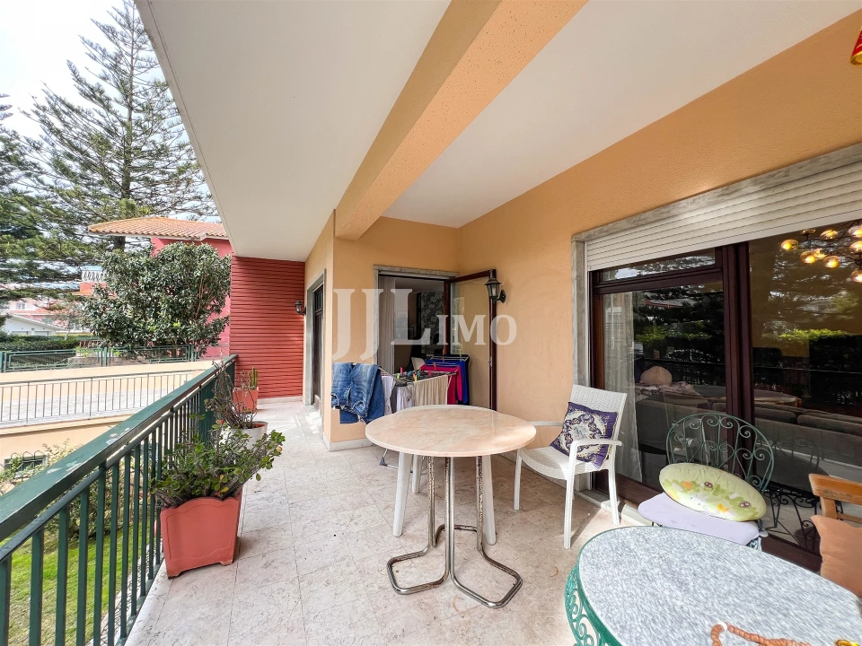 Moradia T8 para Venda em Oeiras e São Julião da Barra, Paço de Arcos e Caxias Foto 9