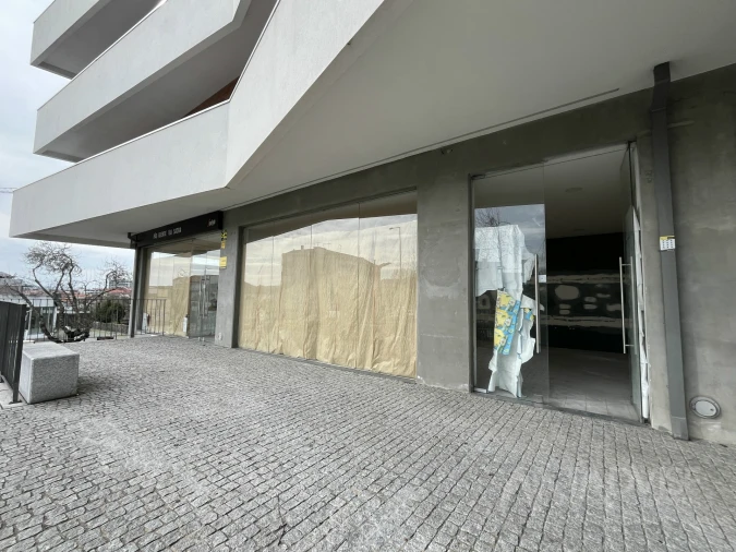 Loja para Arrendamento em Viseu