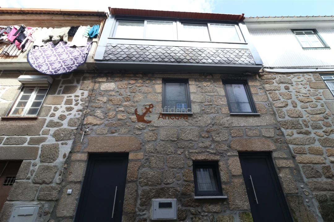 Moradia T2 para Venda em Melo e Nabais Foto 2