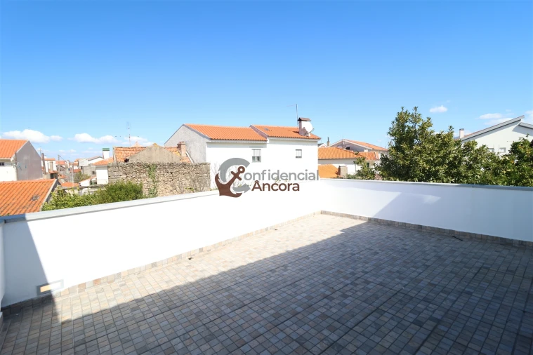 Moradia T2 para Venda em Melo e Nabais Foto 32