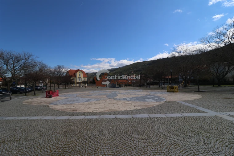 Moradia T2 para Venda em Melo e Nabais Foto 41