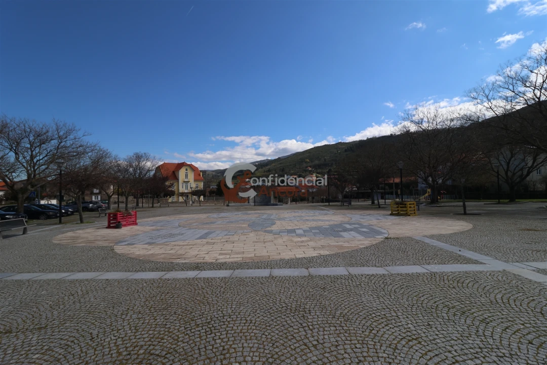 Moradia T2 para Venda em Melo e Nabais Foto 41