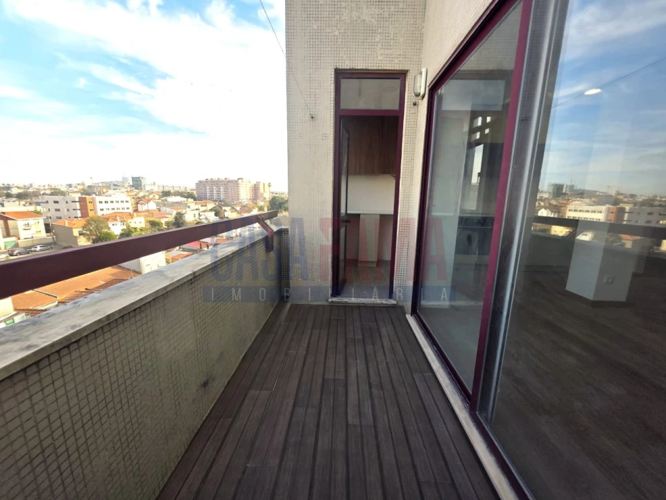 Apartamento T2 para Venda em Santa Marinha e São Pedro da Afurada Foto 2
