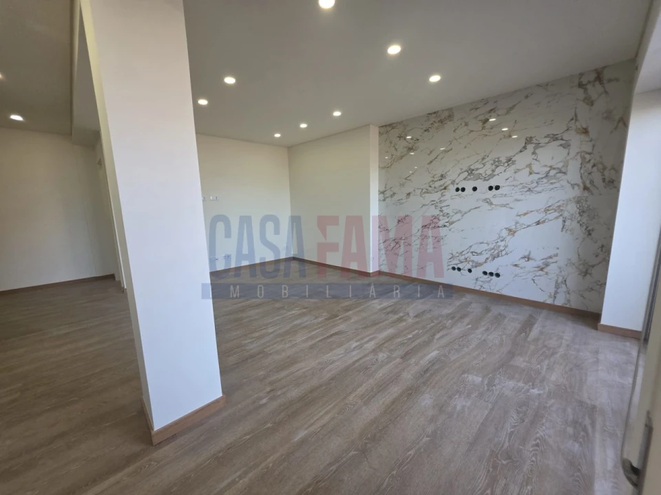 Apartamento T2 para Venda em Santa Marinha e São Pedro da Afurada Foto 4