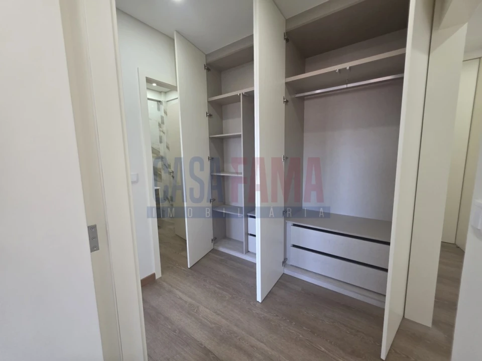 Apartamento T2 para Venda em Santa Marinha e São Pedro da Afurada Foto 11