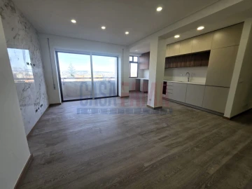 Apartamento T2 para Venda em Santa Marinha e São Pedro da Afurada