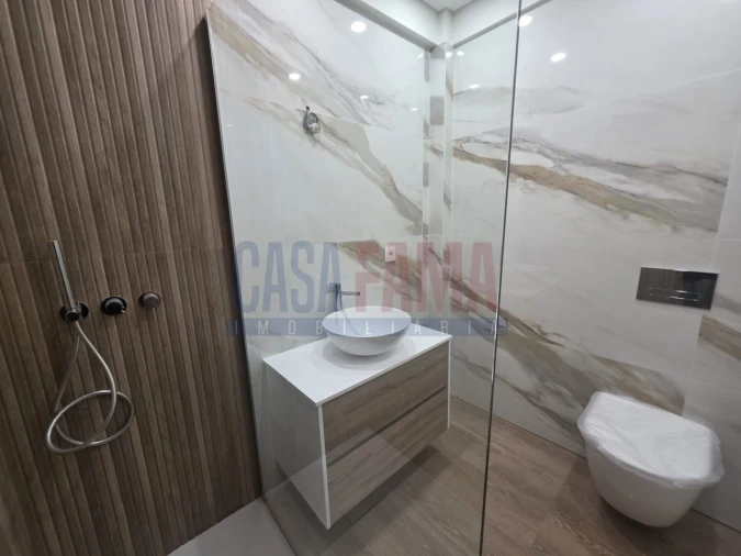 Apartamento T2 para Venda em Santa Marinha e São Pedro da Afurada Foto 13