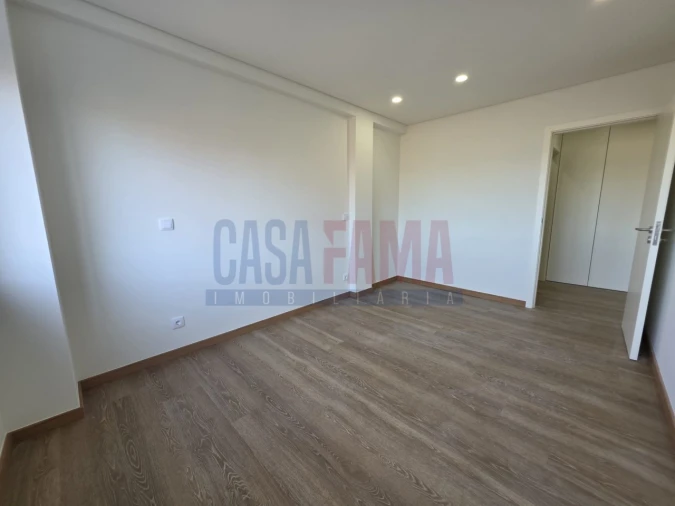 Apartamento T2 para Venda em Santa Marinha e São Pedro da Afurada Foto 16