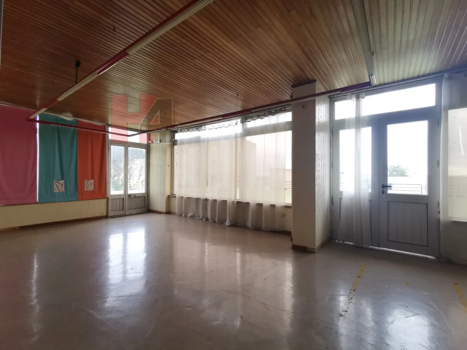 Loja para Venda em Odivelas Foto 12