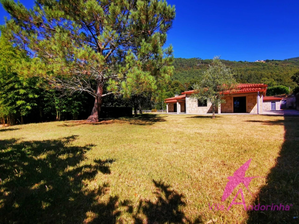 Moradia T3 para Venda em Moledo e Cristelo Foto 2