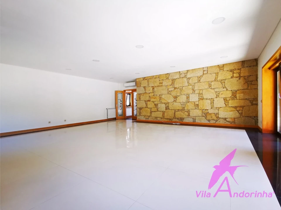 Moradia T3 para Venda em Moledo e Cristelo Foto 16