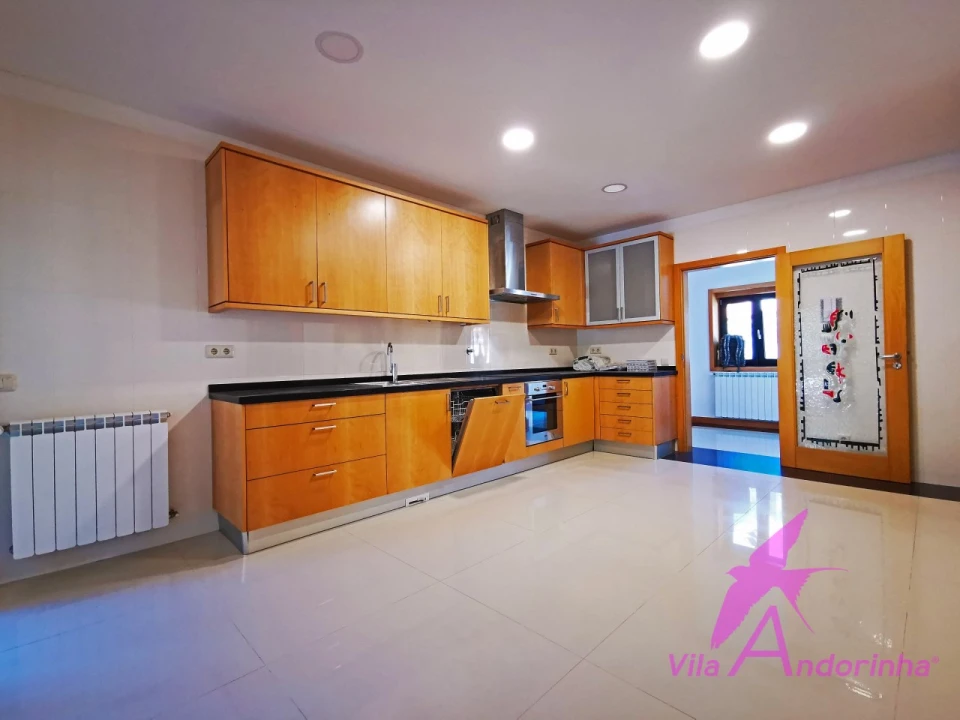 Moradia T3 para Venda em Moledo e Cristelo Foto 18