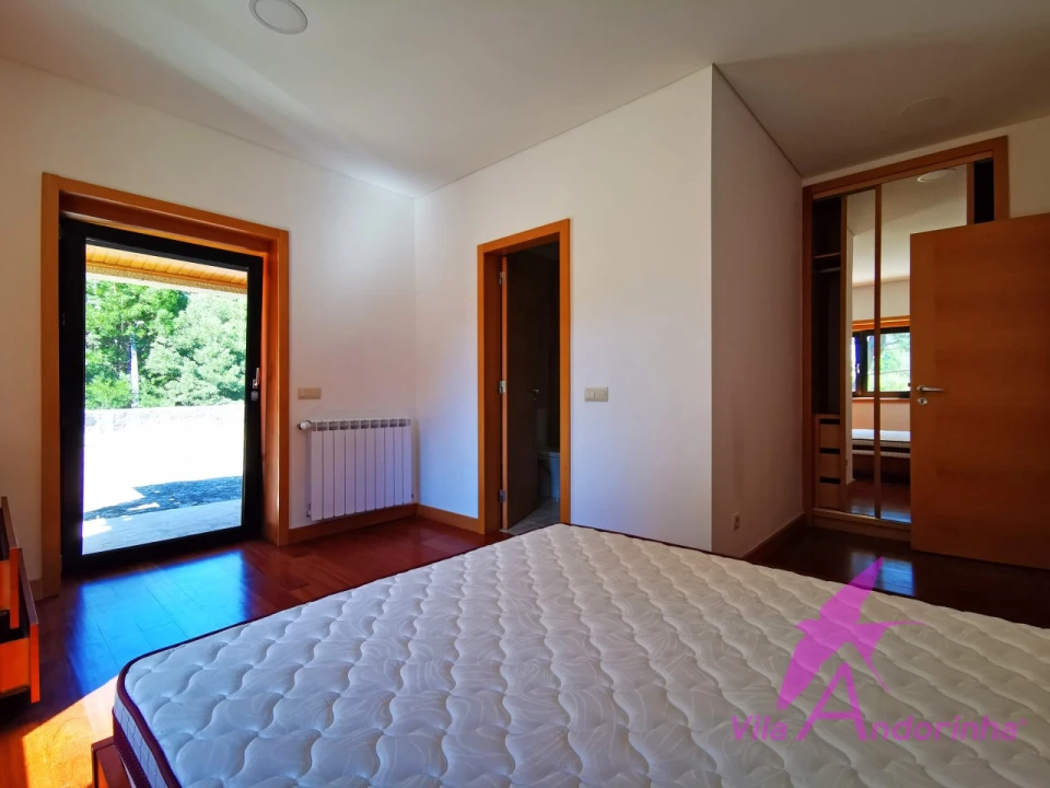 Moradia T3 para Venda em Moledo e Cristelo Foto 30