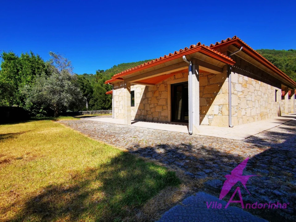 Moradia T3 para Venda em Moledo e Cristelo Foto 39