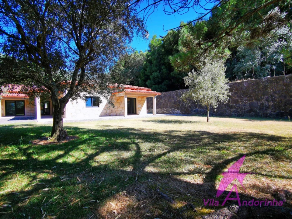 Moradia T3 para Venda em Moledo e Cristelo Foto 40