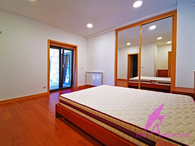 Moradia T3 para Venda em Moledo e Cristelo Foto 7