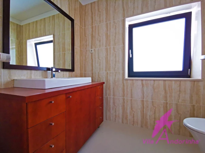 Moradia T3 para Venda em Moledo e Cristelo Foto 9