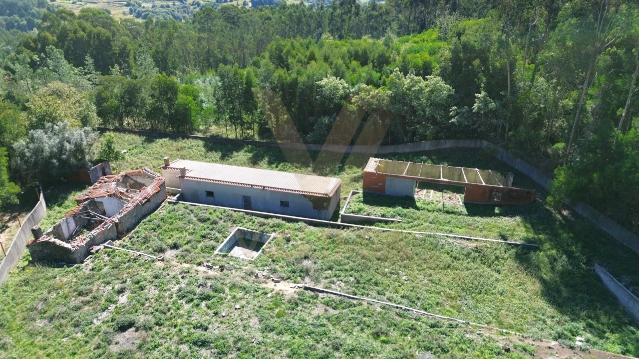 Moradia T3 para Venda em Labruja Foto 8