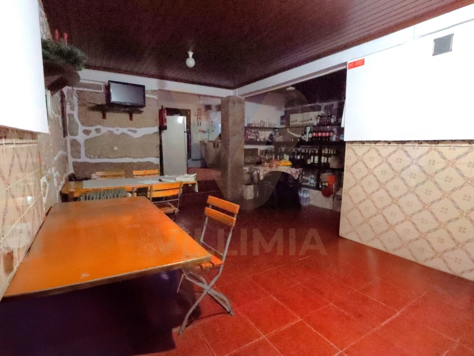 Moradia T4 para Venda em Arcozelo Foto 15