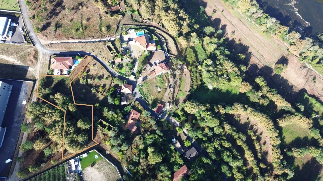 Terreno para Venda em Gemieira Foto 3