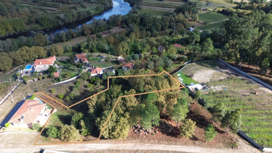 Terreno para Venda em Gemieira
