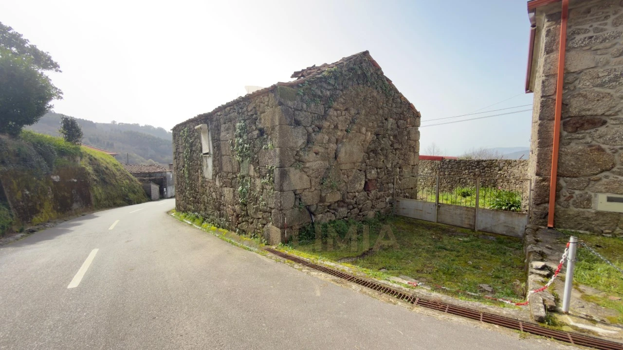 Moradia T2 para Venda em Labrujó, Rendufe e Vilar do Monte Foto 9