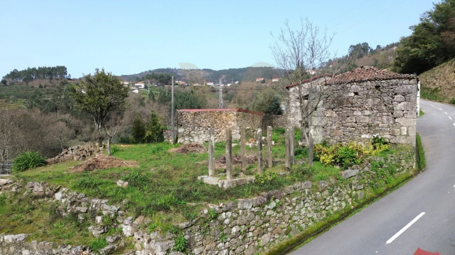 Moradia T2 para Venda em Labrujó, Rendufe e Vilar do Monte Foto 6