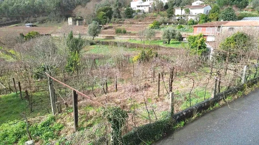 Terreno para Venda em Refoios do Lima Foto 5