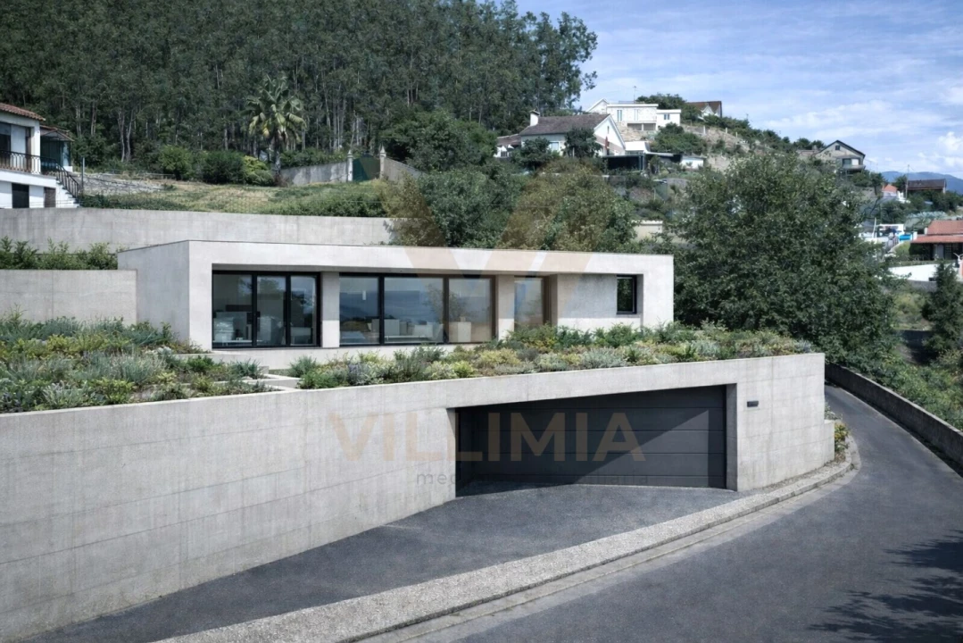 Moradia T2 para Venda em Arcozelo Foto 1