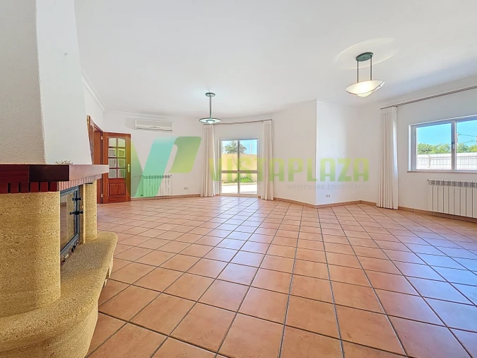 Moradia T4 para Venda em Portimão Foto 13