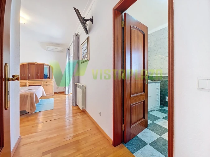 Moradia T4 para Venda em Portimão Foto 23