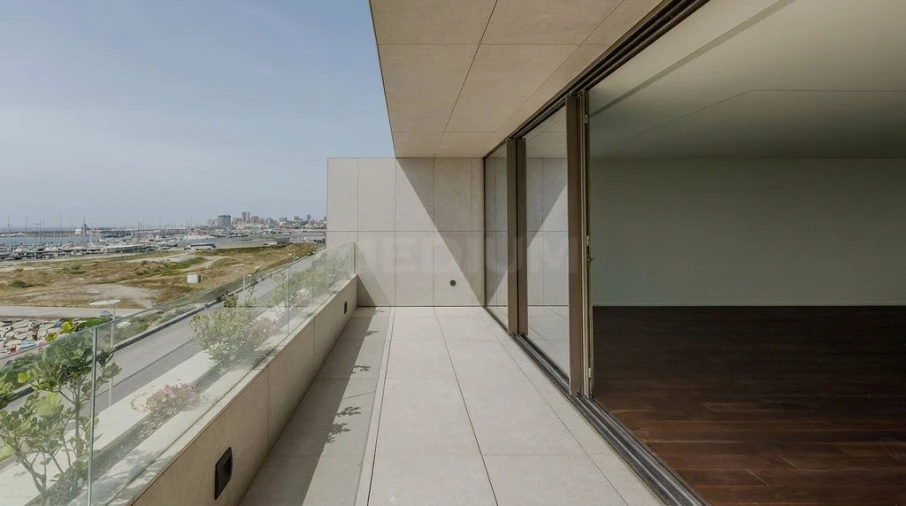 Apartamento T4 para Venda em Vila do Conde Foto 9