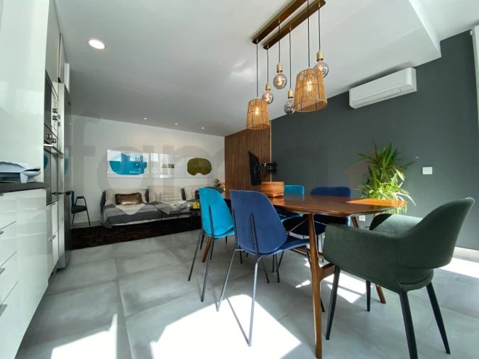 Apartamento T2 para Venda em Carcavelos e Parede Foto 7