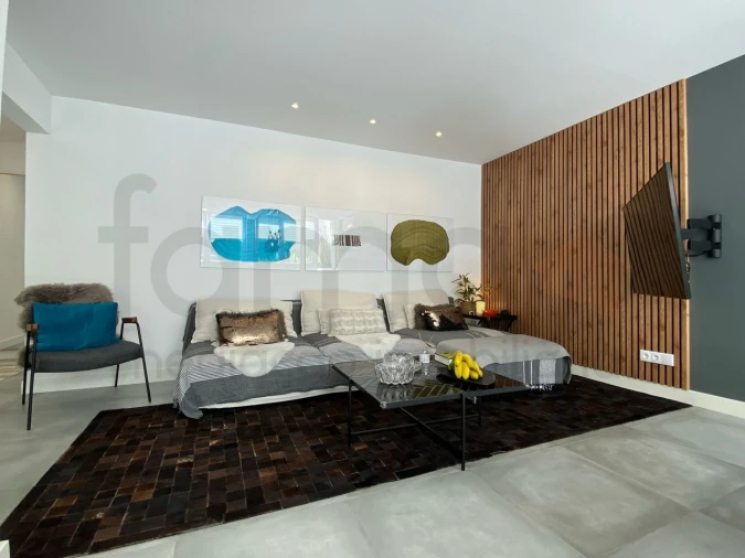 Apartamento T2 para Venda em Carcavelos e Parede Foto 9