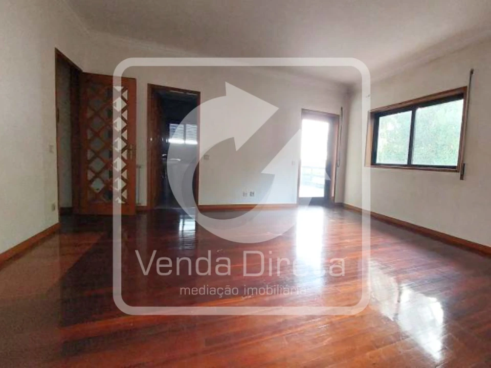 Moradia T5 para Venda em Ruivães e Novais Foto 13