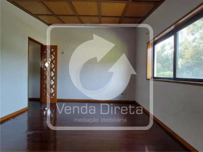 Moradia T5 para Venda em Ruivães e Novais Foto 17