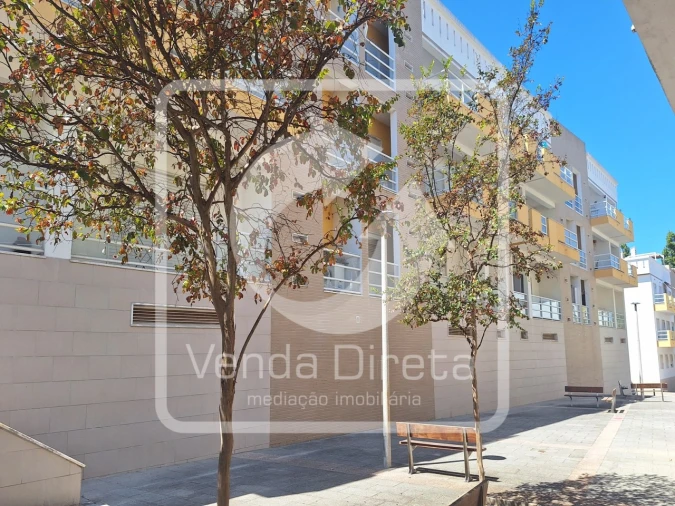 Apartamento T3 para Venda em Palhais e Coina Foto 25