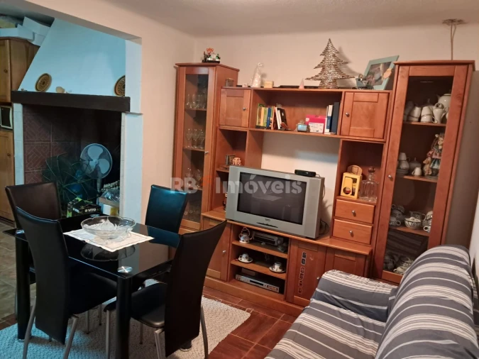 Moradia T4 para Venda em Nossa Sra de Fatima Foto 3