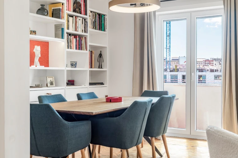 Apartamento T3 para Venda em Alvalade Foto 5