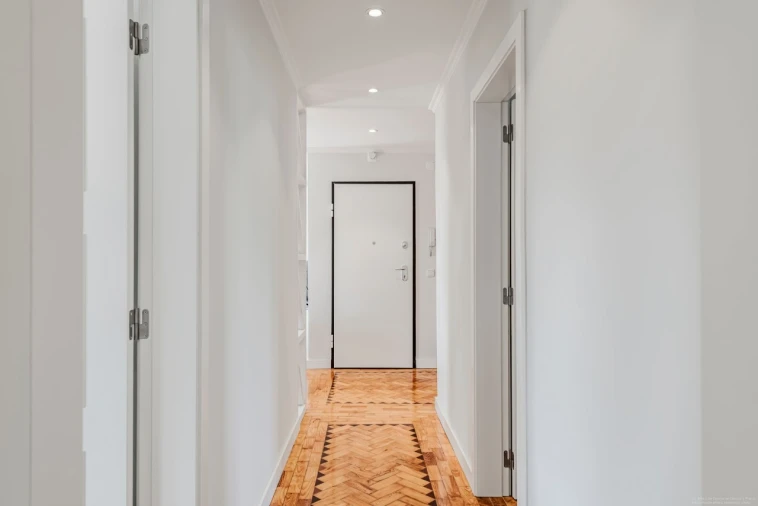 Apartamento T3 para Venda em Alvalade Foto 13